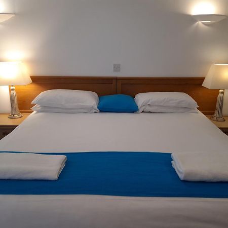 The Flying Fish Stables Hotel Ilminster Bagian luar foto