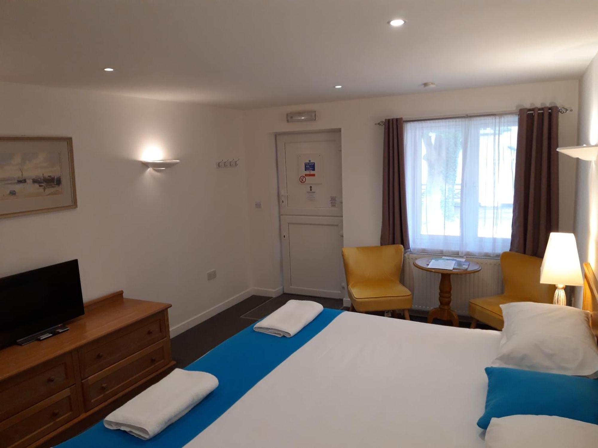 The Flying Fish Stables Hotel Ilminster Bagian luar foto